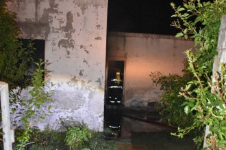 Incendio fatal: encuentran sin vida a un hombre dentro de su casa e investigan las circunstancias del hecho