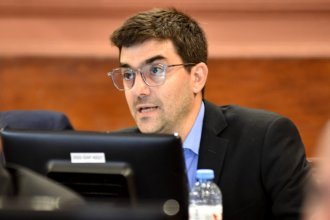 Sarubi salió al cruce de Arévalo y le pidió que “explique el desastre que deja en Feliciano”