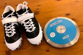 Le robaron el disco y los zapatos que necesita para competir en el Sudamericano de Atletismo
