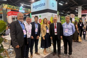 Exportadores de citrus están en California. Buscan abrir el ingreso a USA de las naranjas y mandarinas argentinas