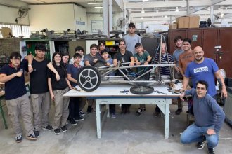 Estudiantes de la Técnica 1 probarán en el autódromo el auto eléctrico que competirá en el Desafío Eco YPF