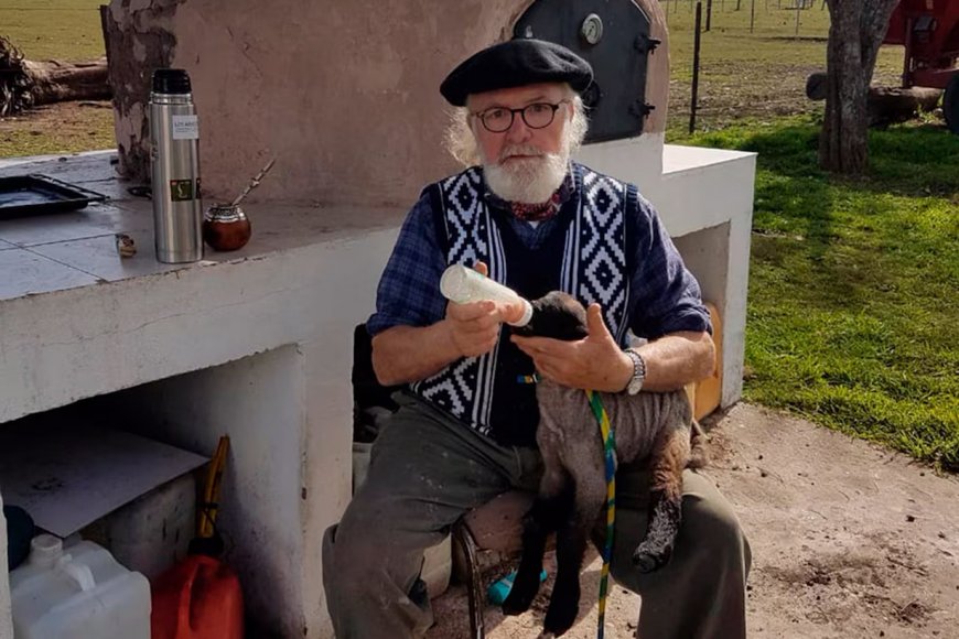 Daniel cria ovejas en el sur entrerriano.