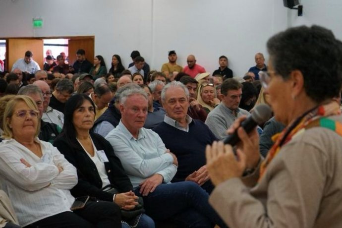 Contra el voto en blanco, la UCR se ofrece como “garante” y a la vez “socio crítico” de la gestión Frigerio