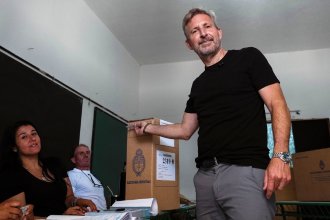 El gobernador llamó a ejercer “el derecho y la obligación de votar” y ponderó la boleta única