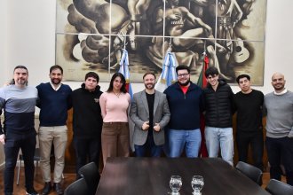 Azcué recibió a los estudiantes ganadores del Rally Latinoamericano de Innovación