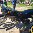 Adolescente de 14 años embistió a una agente policial y demandarán a los padres