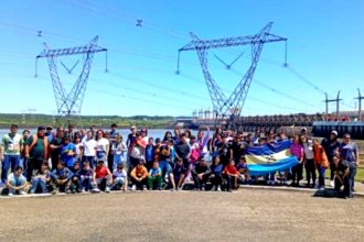 Miles de personas muestran interés en conocer el complejo hidroeléctrico de Salto Grande