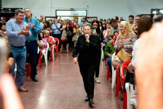 Oviedo convoca a capacitarse sobre los desafíos que enfrentan los partidos tradicionales ante las nuevas tecnologías