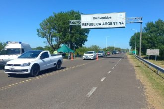 Significativo aumento del tránsito por el puente Artigas: código QR y un dispositivo especial en la ruta 135 para agilizar el paso
