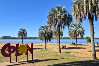 Estiman que el río podría superar los 4 metros en Colón. Por el momento &ldquo;todas las playas siguen habilitadas&rdquo;