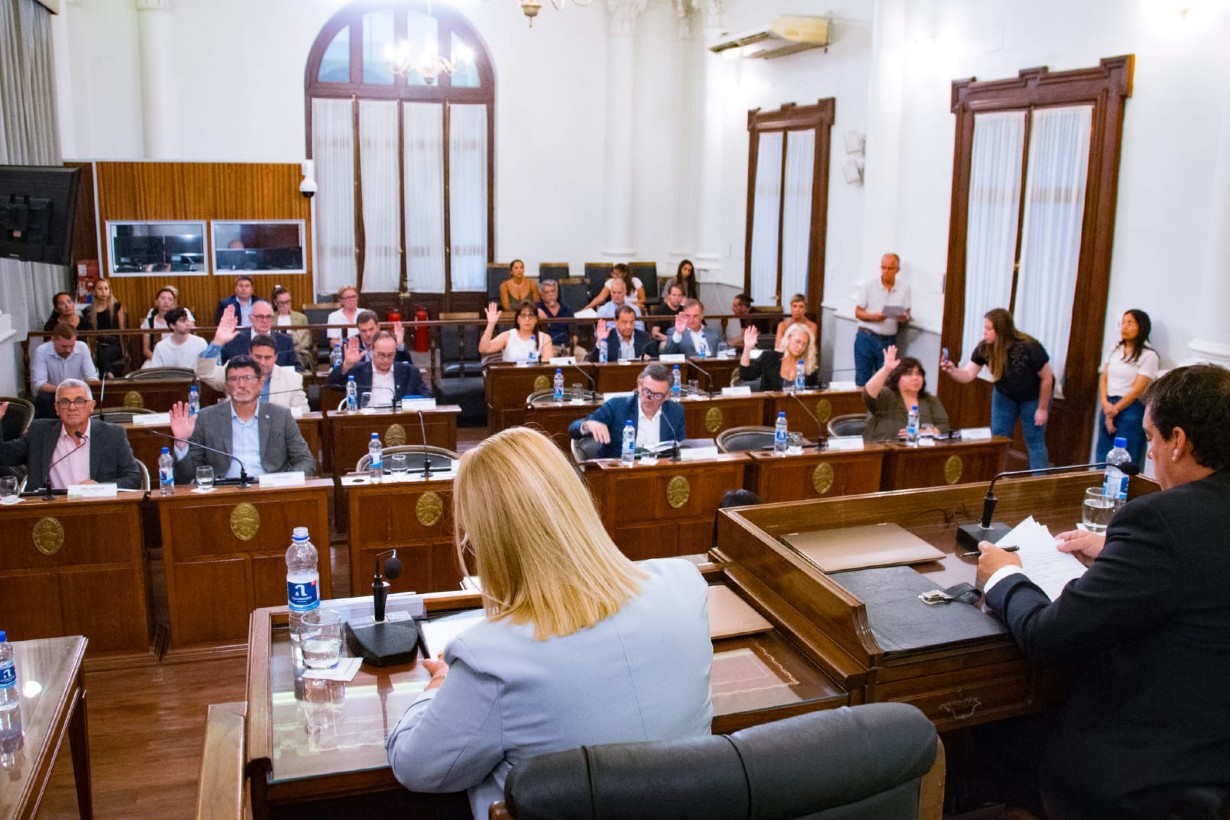 El Senado sancionó la adhesión a la Ley Olimpia sobre violencia digital y creó un régimen de gestión ambiental - Noticias - Elentrerios.com