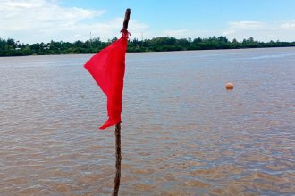 Ante la crecida del río, inhabilitaron playas en Concordia