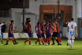 Escándalo en los cuartos de final: DEPRO- Juventud Unida, interrumpido por agresión al árbitro