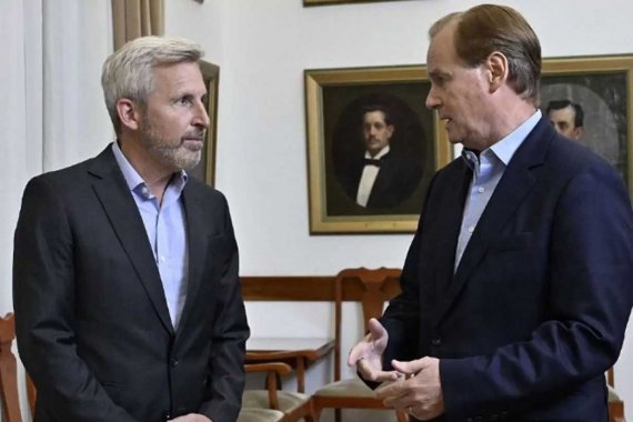 Los mensajes de Frigerio y Bordet por el Día del Periodista