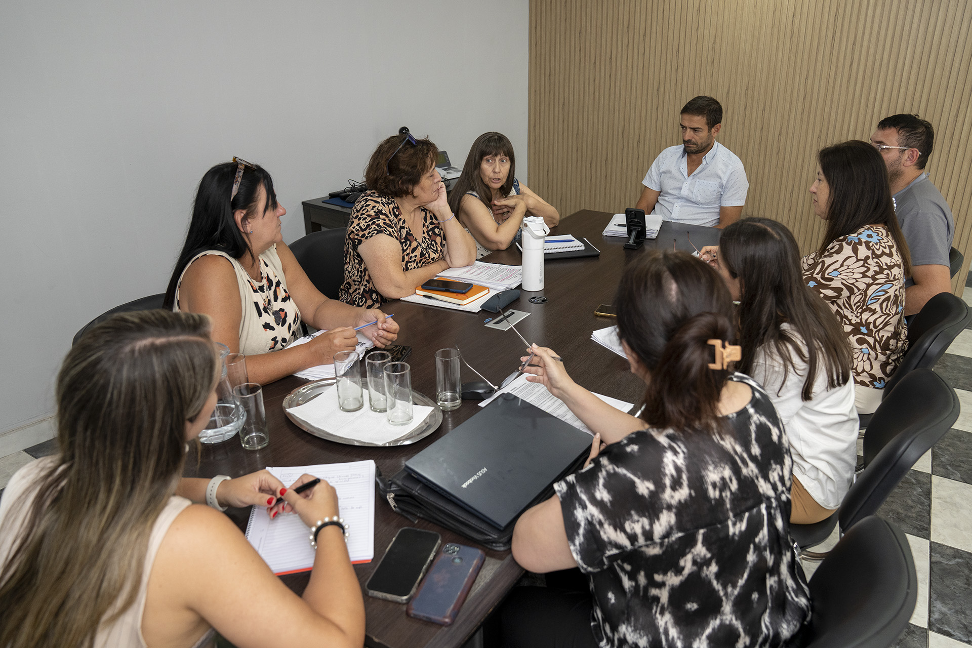 Salud y UPCN iniciaron la agenda 2026 con foco en la recategorización del personal - Noticias - Elentrerios.com