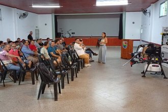 Plagas en Entre Ríos. Citricultores se capacitaron en el control de la mosca de los frutos