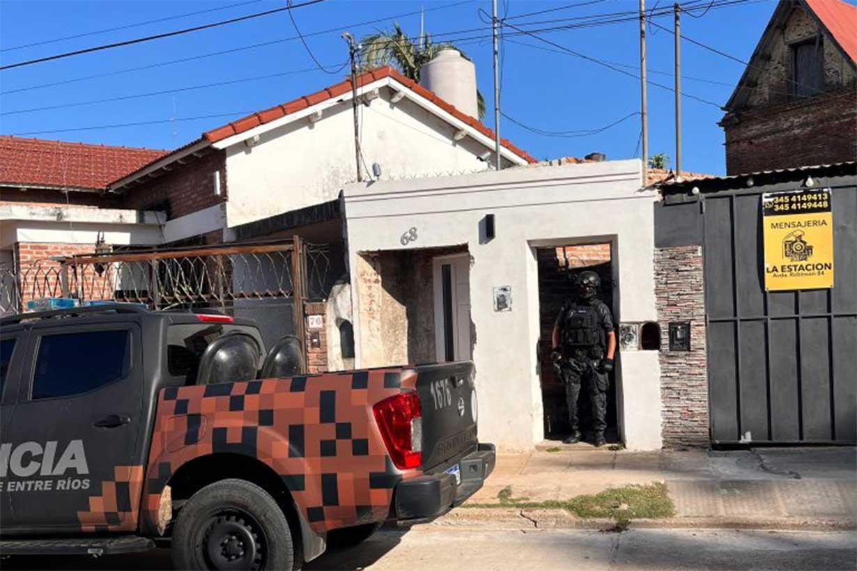 Allanaron al Comandante Chelo Lima, denunciado por presuntas amenazas de muerte contra Azcué en redes sociales - Noticias - Elentrerios.com