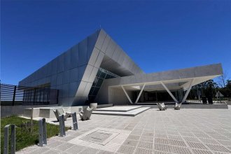 Contratación directa. El Aeropuerto Pierrestegui convoca a interesados para explotar el &ldquo;espacio gastronómico&rdquo;