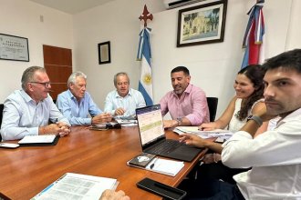 Provincia articula acciones para mejorar la infraestructura educativa con la conformación de una nueva mesa