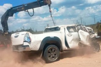 Choque entre camioneta y vehículo rural deja a un hombre de 88 años en terapia intensiva