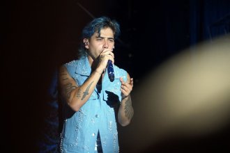 Colón está colmada gracias a la Fiesta Nacional de la Artesanía: pasó Luk Ra y es el turno de Abel Pintos