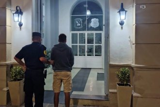 Denuncia de compañeras permitió rescatar a una mujer desvanecida y detener a su pareja