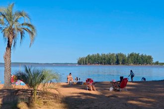 Construirán dormis y <i>bungalows</i> en "Las Palmeras" y licitarán la concesión de "La Tortuga Alegre"