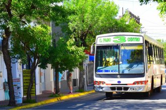Provincia habilitó el boleto gratuito para docentes en el transporte urbano