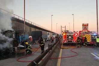 Demoras en el Complejo Zárate - Brazo Largo por el incendio de un camión