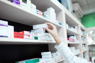 Provincia vecina sale a comprar medicamentos para enfermedades graves porque Nación demora los envíos