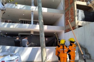 Dentro de una pared y tapado con cal: así estaba el cuerpo hallado en una obra en construcción. Todavía no pudo ser identificado