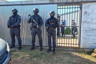 Detuvieron al sospechoso del asesinato de un joven en situación de calle. La policía halló un arma enterrada