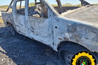 Se incendió una camioneta en ruta 20: pérdidas totales tras un desperfecto eléctrico