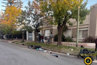 Trágico accidente entre dos motos dejó como saldo a un conductor fallecido y otro con riesgo de vida