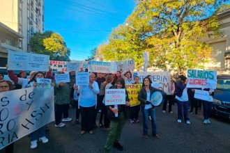 Trabajadores de un hospital entrerriano protestaron para exigir un aumento salarial del 30%