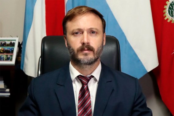 &ldquo;Voy a ir por la reelección&rdquo;, dijo Azcué y destacó la &ldquo;función clave&rdquo; de Troncoso