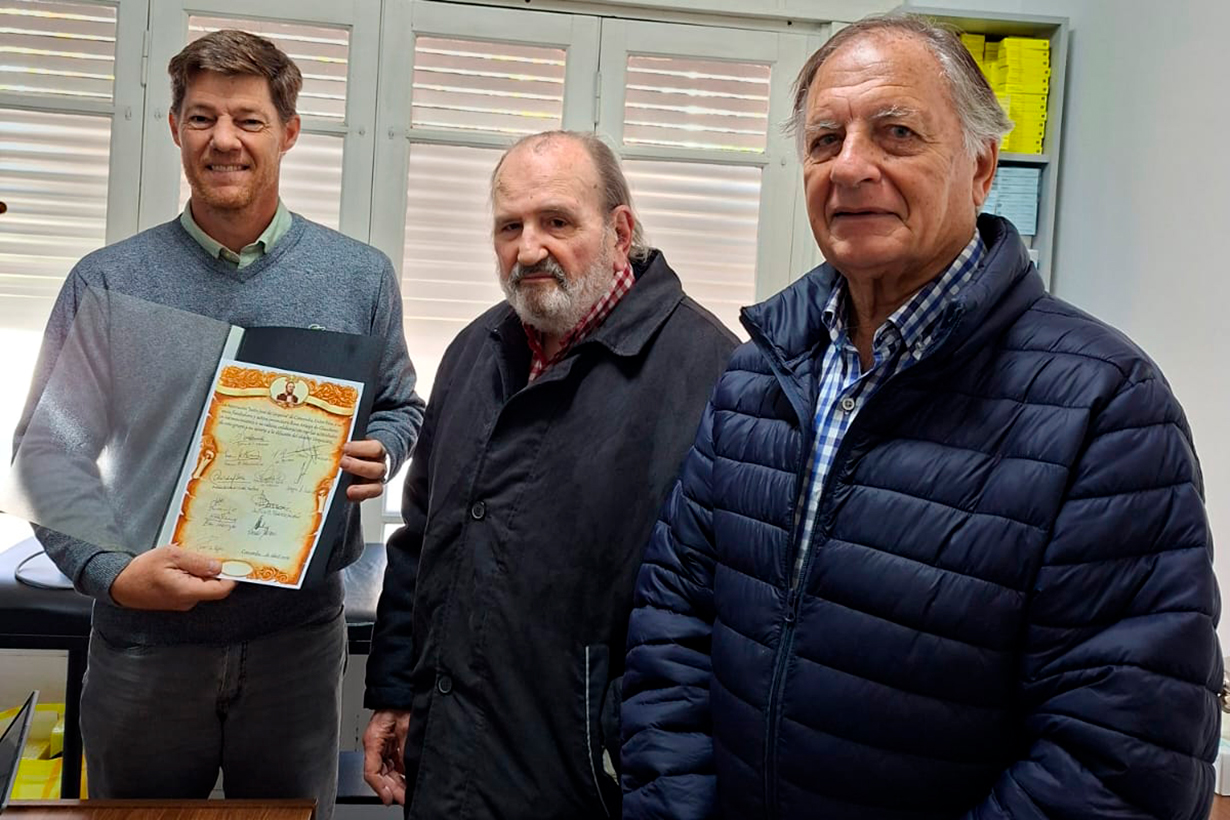 Rindieron un homenaje a la profesora e investigadora Rosa Araujo de Giacobino - Noticias - Elentrerios.com
