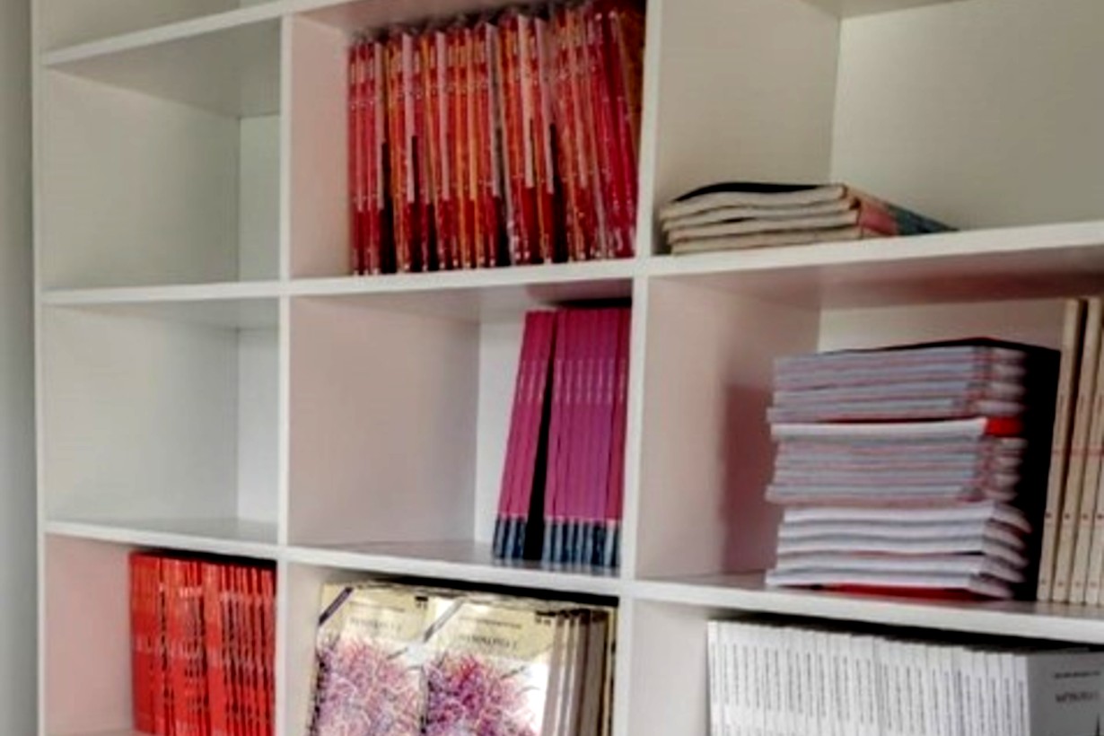Gracias a la solidaridad y el trabajo articulado, estudiantes de una escuela disfrutan de una nueva biblioteca - Noticias - Elentrerios.com