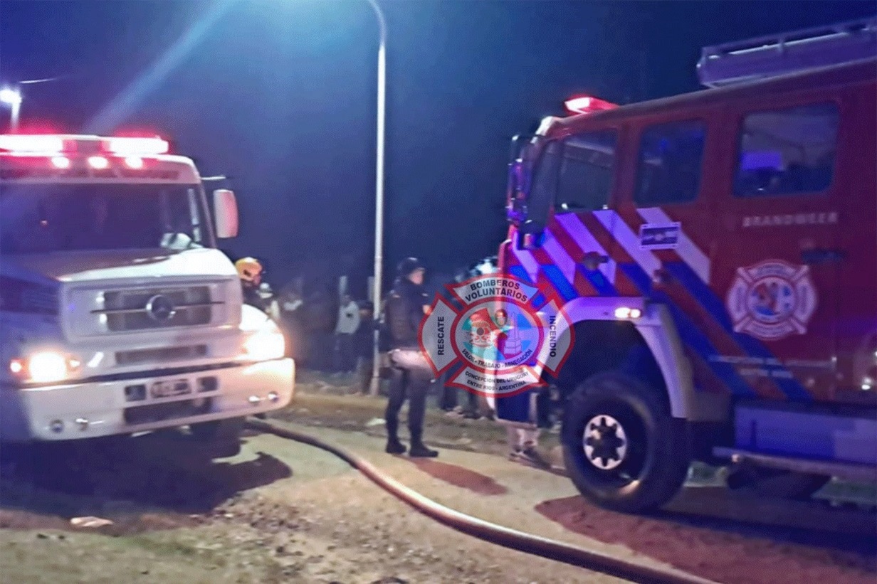 Encontraron a un hombre sin vida tras el incendio de una vivienda. Investigan si una fogata desencadenó la tragedia - Noticias - Elentrerios.com