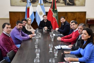 Reunido con su Gabinete, Azcué destacó la reducción del gasto corriente en la Municipalidad