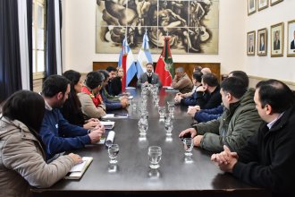 Azcué encabezó la reunión donde se activó el COE y pidió informarse sobre "El Niño" con fuentes oficiales