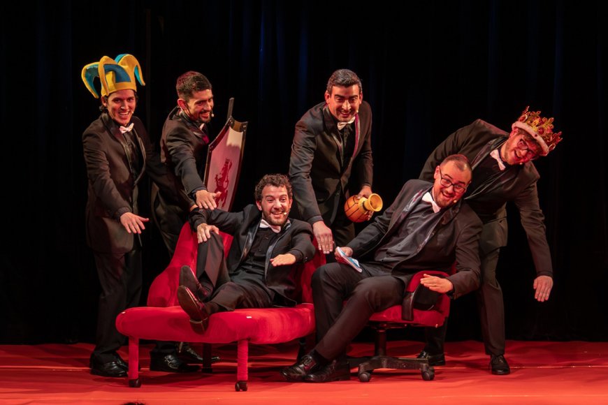 Humorúsica y su tribujo a Les Luthiers.