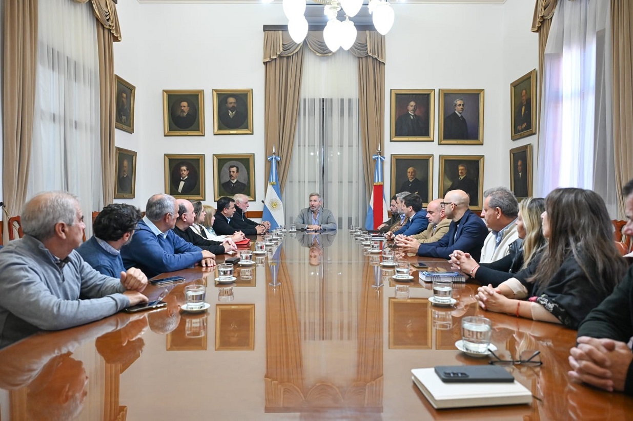 El gobierno provincial envió a la Legislatura el proyecto de reforma previsional - Noticias - Elentrerios.com