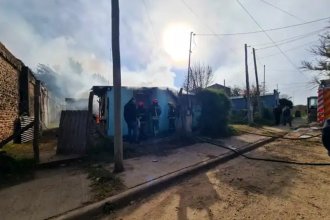 Otro incendio fatal en Entre Ríos: falleció una mujer mayor y hospitalizaron a sus nietos, menores de edad