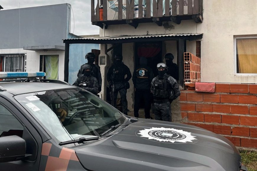 Hubo allanamientos en distintos lugares de Colón.