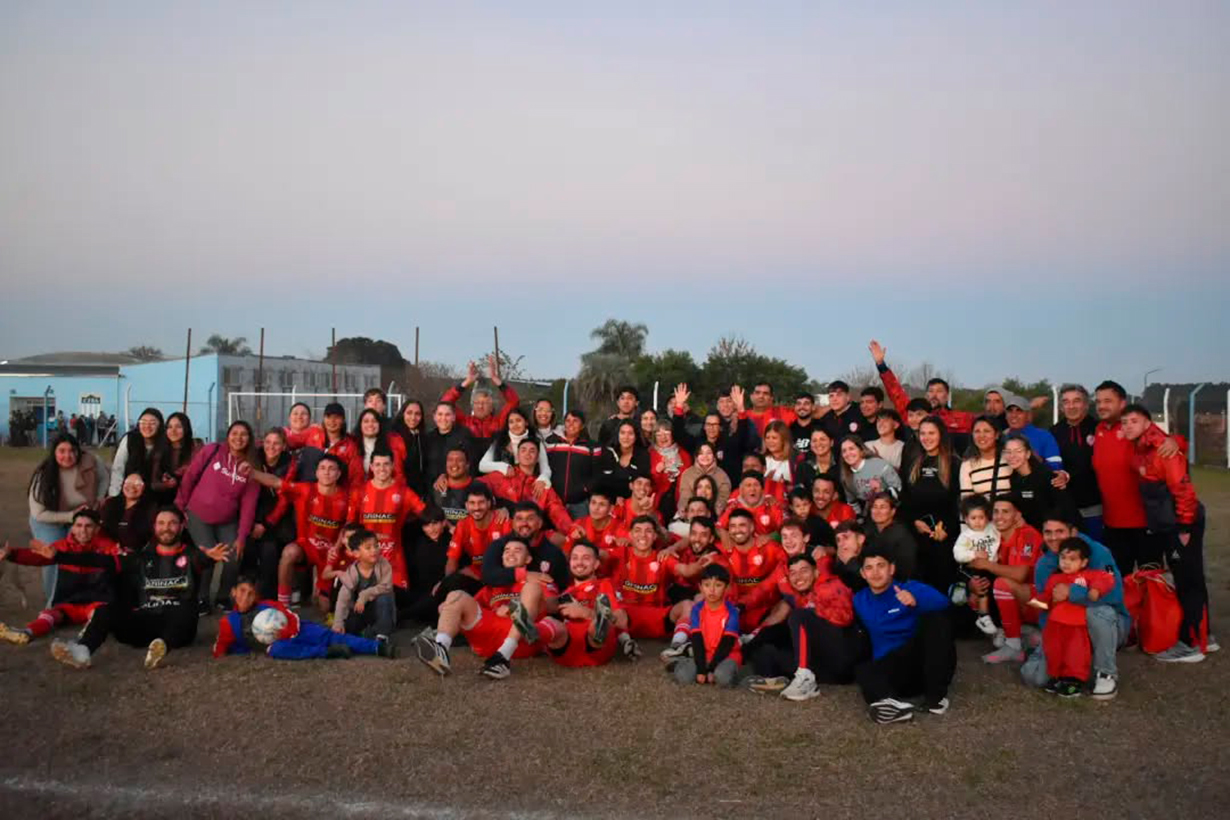 Libertad es el campeón del fútbol concordiense - Noticias - Elentrerios.com