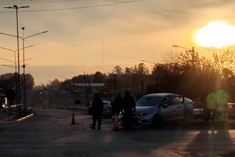 ¿Funcionaba el semáforo? Hubo un violento choque en <i>El Martillo</i>