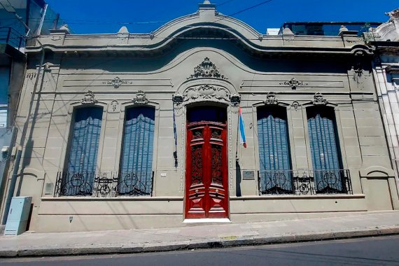 Conflicto en Granja Tres Arroyos: empresa y trabajadores son convocados a una audiencia de conciliación