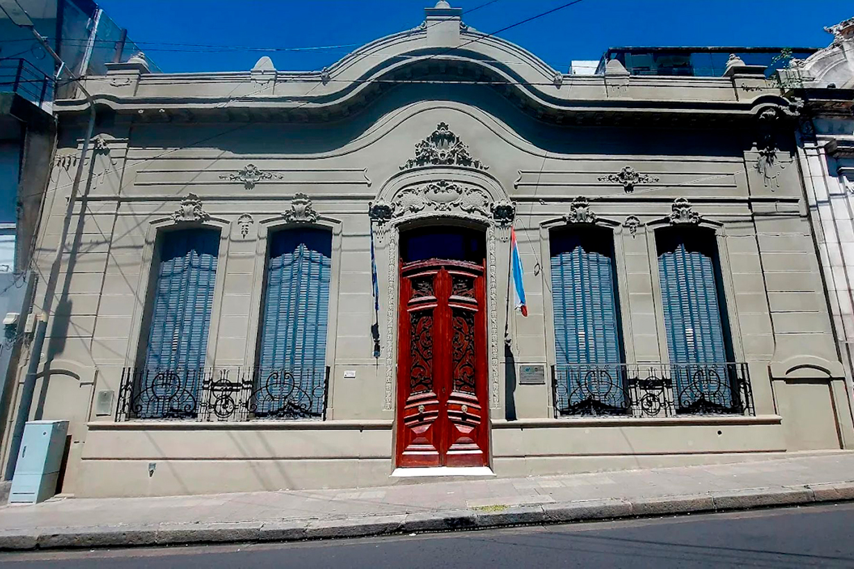 La Secretaría de Trabajo intervino ante el cierre de una fábrica de baterías en Gualeguaychú - Noticias - Elentrerios.com