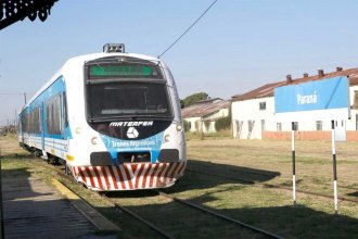 Paralización del tren Paraná-La Picada: crece el reclamo de los usuarios por el impacto económico y educativo